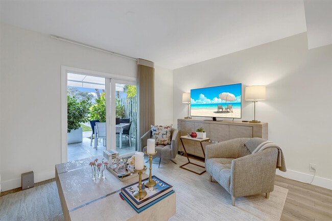 Building Photo - 1991 NE 15th Ave