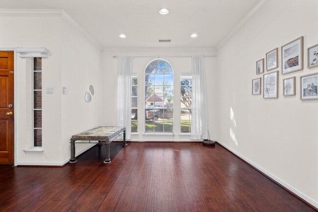 Building Photo - 11411 Oak Lake Ridge Ct