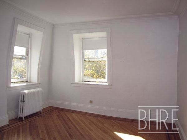 Building Photo - 93 Remsen St