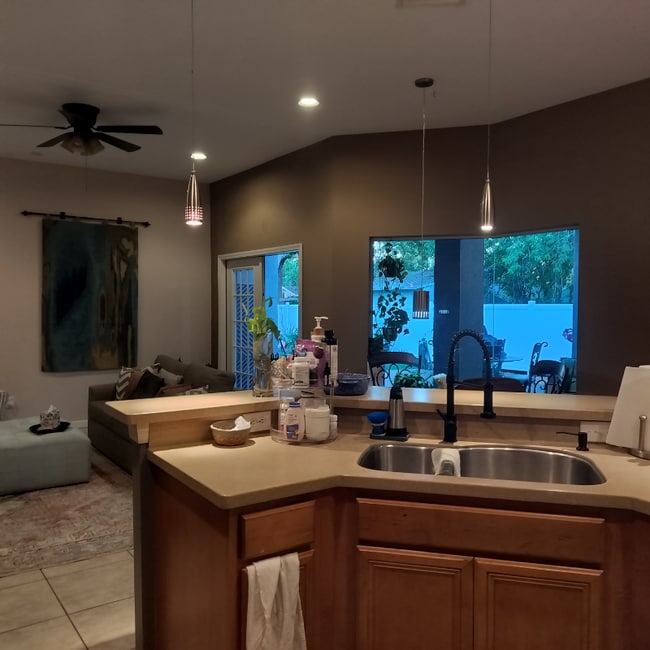 Building Photo - 12408 N Ola Ave