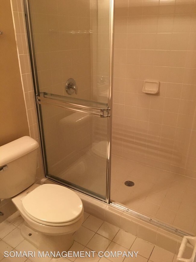 Building Photo - 3504 Shoma Dr