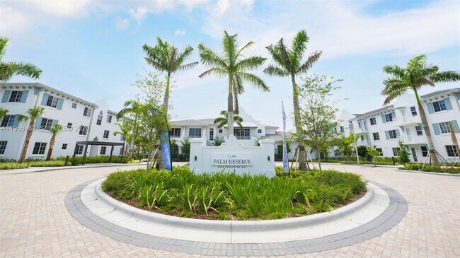 Foto del edificio - 4350 Peregrine Way