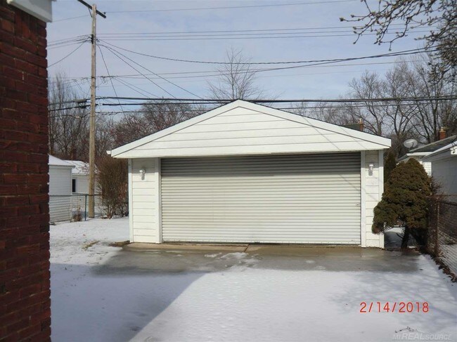 Building Photo - 21455 Bournemouth St