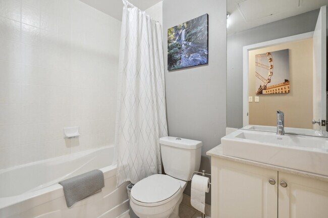 Building Photo - 55 Bremner Blvd