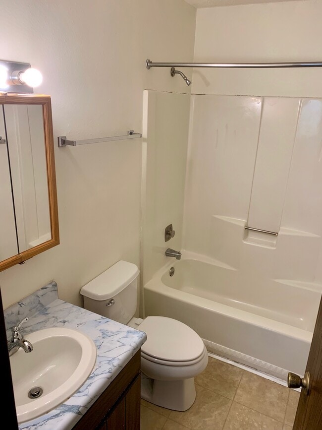 Building Photo - 714 Powell St