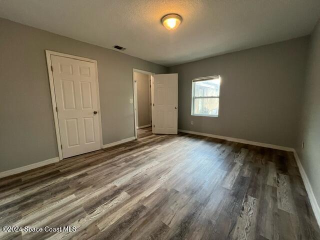 Building Photo - 701 Tropic St