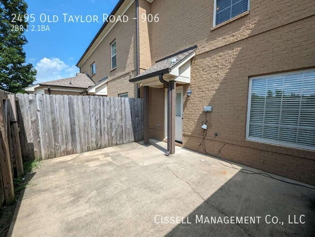 Foto del edificio - 2495 Old Taylor Rd