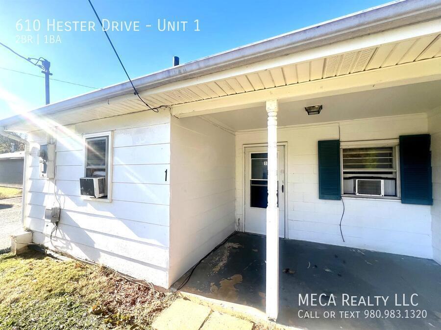 Foto principal - 610 Hester Dr