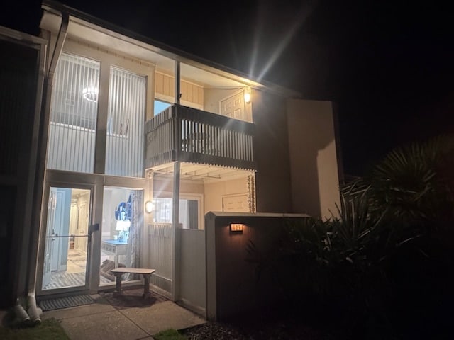 Evenings sparkle - 1000 11th Ave N