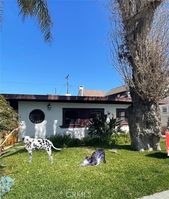 Primary Photo - 3008 Palm Ave