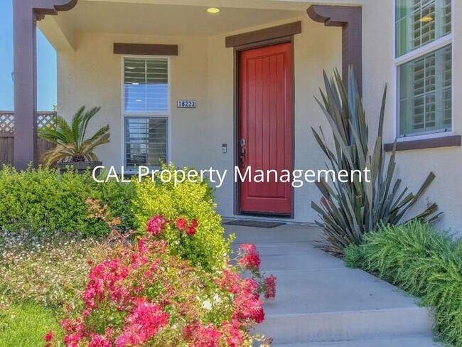 Foto del edificio - Beautiful 4 bedroom house in East Garrison!