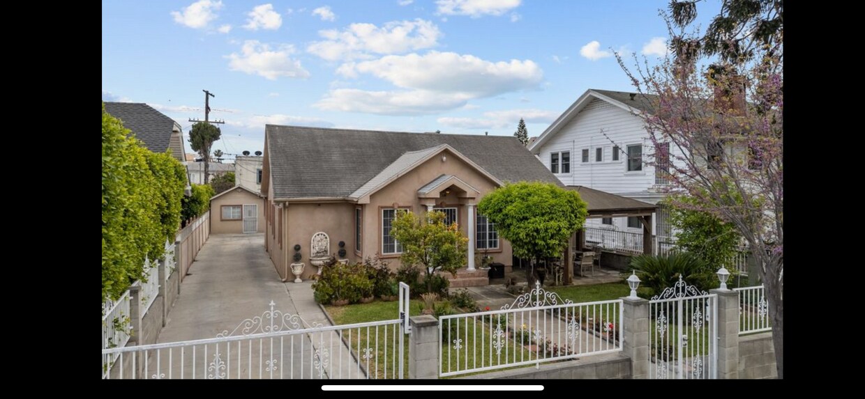 5322 Lemon Grove Ave, Los Angeles, CA 90038 House Rental in Los