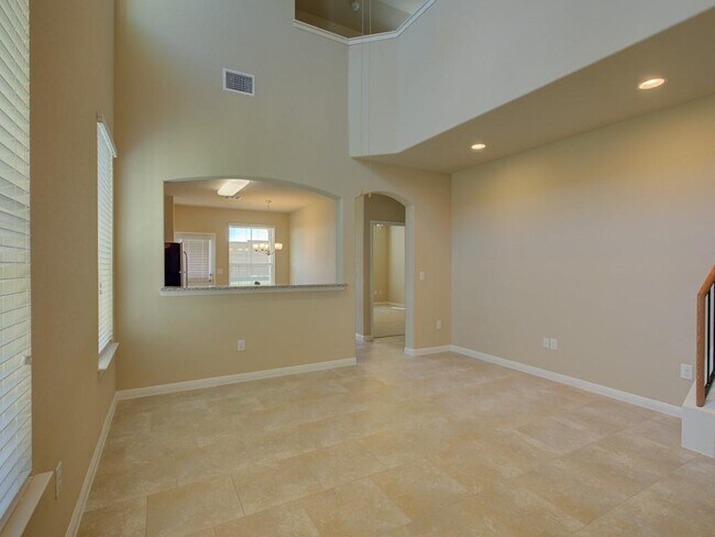 Building Photo - 421 Epiphany Ln