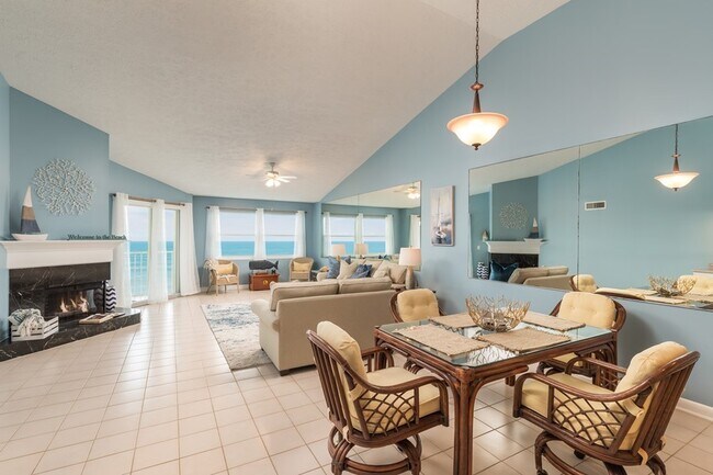 Foto del edificio - Sea Oaks Oceanfront Penthouse