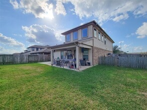 Building Photo - 8003 Ecru Ln