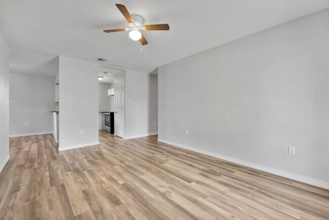 Foto del edificio - 314 Lynhaven Dr