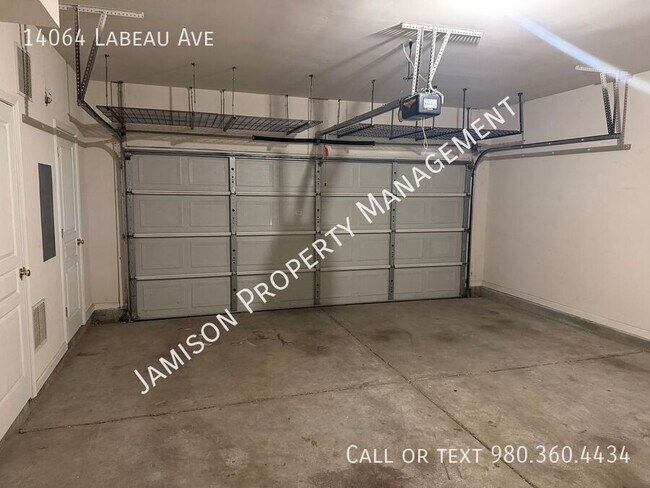 Building Photo - 14064 Labeau Ave