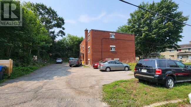 Building Photo - 1280 Dorchester Ave