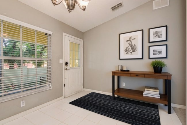 Photo - 406 S Bayview Blvd Townhome