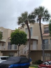 Building Photo - 8615 NW 5th Terrace