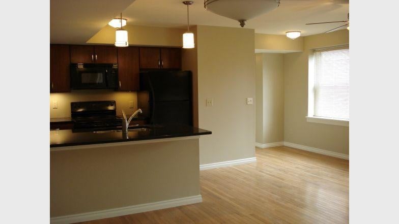Primary Photo - 3838 Park Ave.