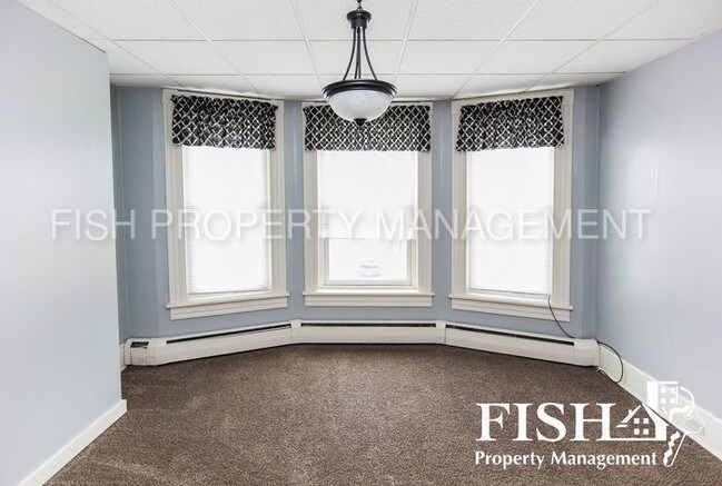 Building Photo - 200 E Bald Eagle St