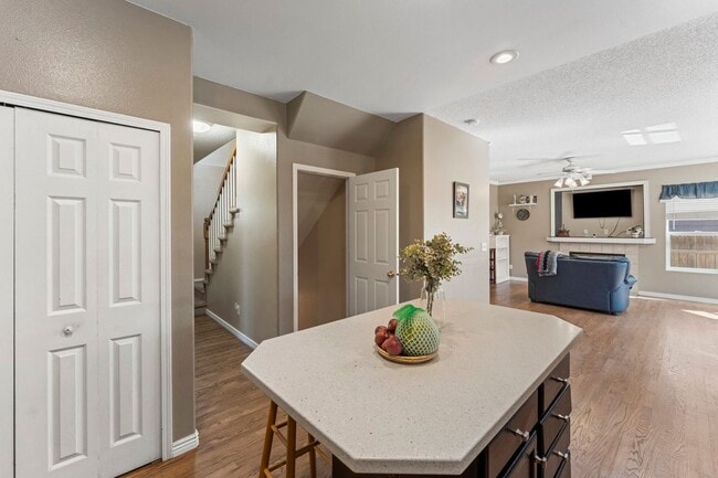 Building Photo - Spacious Home in Highly Desirable Windmill Mesa