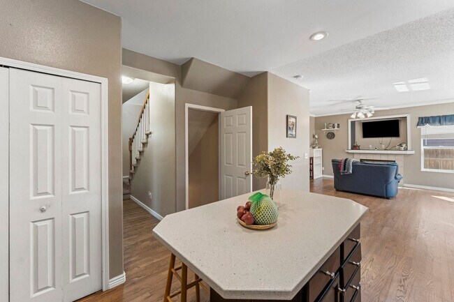 Foto del edificio - Spacious Home in Highly Desirable Windmill Mesa