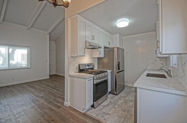 Foto del edificio - Remodeled & Incredibly Charming, 1BR1BA No...