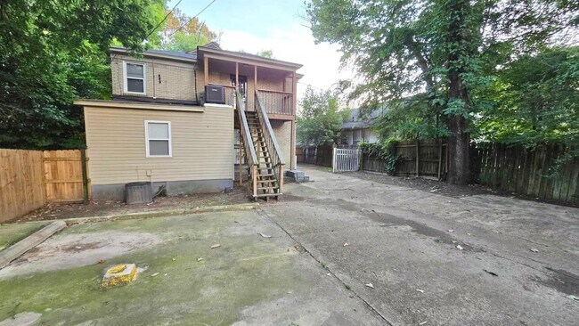 Foto del edificio - 1540 Tutwiler Ave