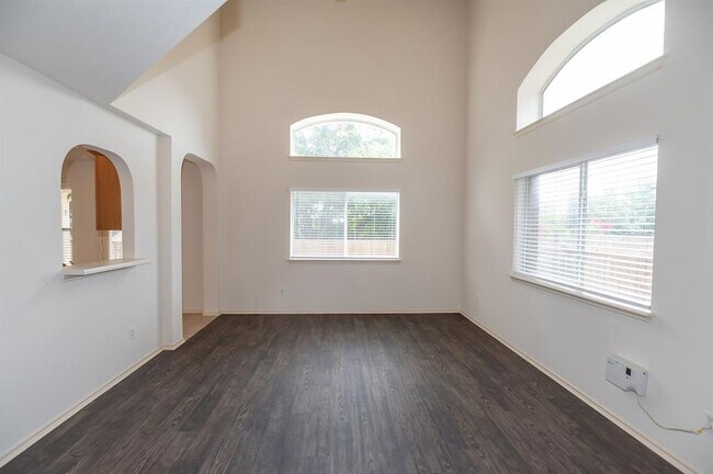 Foto del edificio - 11615 James B Connolly Ln