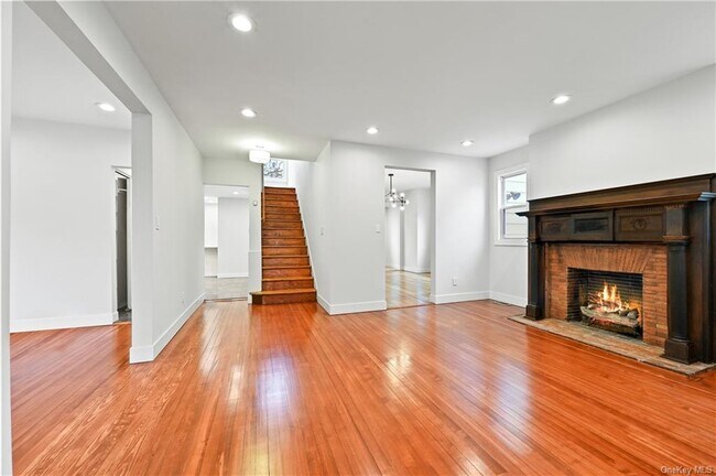 Foto del edificio - 4653 Bedford Ave