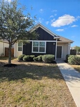 Building Photo - 1802 Los Olivios Wy