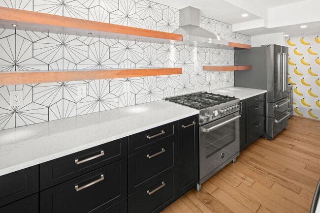 Building Photo - 1780 Kettner Blvd