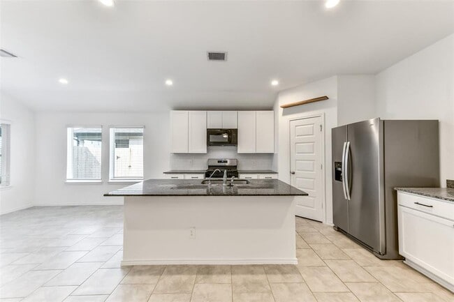 Building Photo - 7515 Fierce Friesian Ln