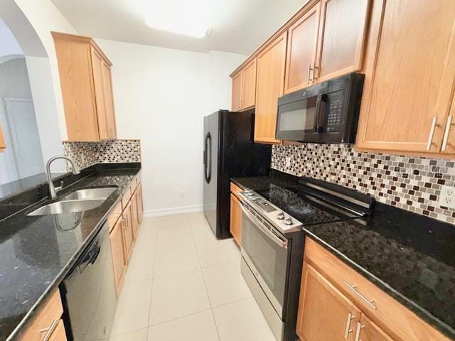 Building Photo - 3326 Robert Trent Jones Dr