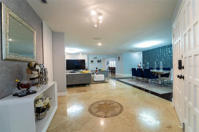 Foto del edificio - 4627 Woodlot Ct