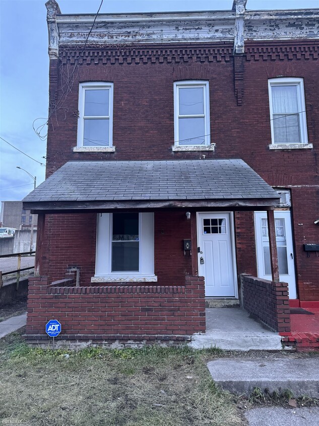 Primary Photo - 2 br, 1 bath Duplex - 222 South 6th Street