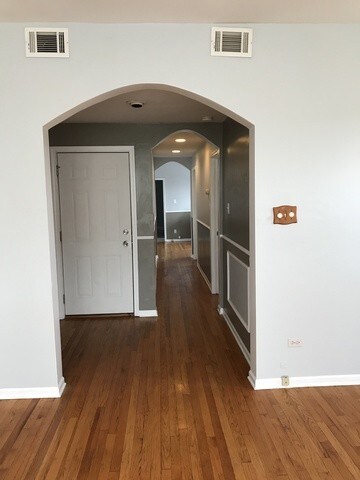 Building Photo - 1139 N Spaulding Ave
