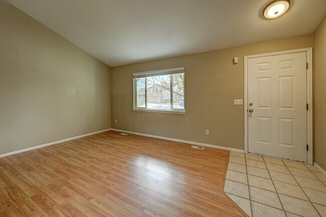 Foto del edificio - 11068 Callaway Ct
