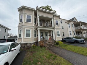 Building Photo - 109-111-111 Chadwick St