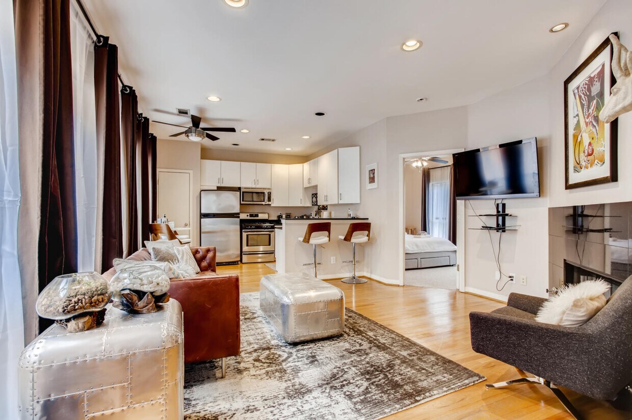 5803 Ross Ave, Dallas, TX 75206 Condo for Rent in Dallas, TX