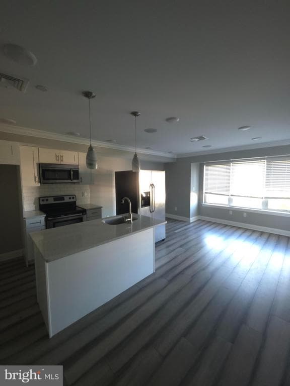 Foto del edificio - 3410 W Commissioner St