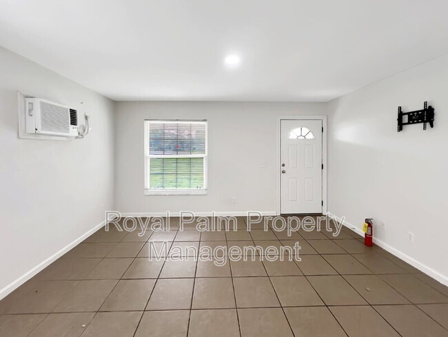 Foto del edificio - 11594 1st Ave