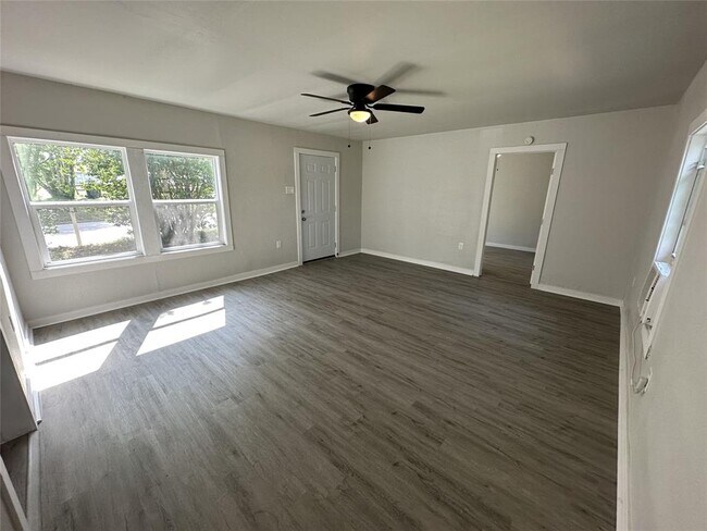 Foto del edificio - 622 Scarbrough St