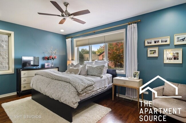 Foto del edificio - 2216 W Armitage Ave