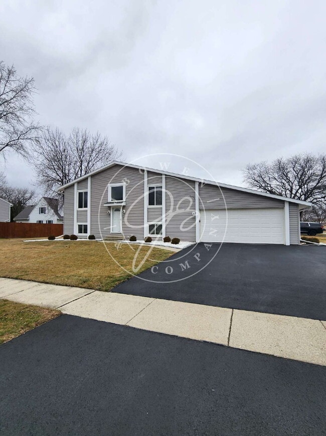 Building Photo - 9450 Millcroft Rd