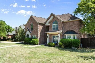 Building Photo - 930 Excalibur Dr