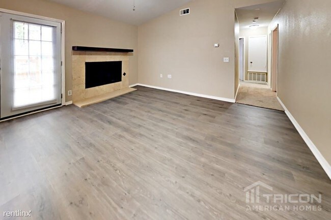 Building Photo - 14615 Hillside Ridge