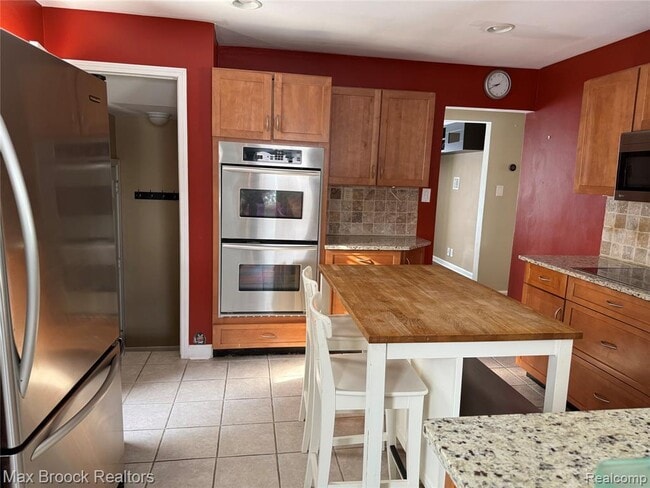 Foto del edificio - 3602 Elmhurst Ave